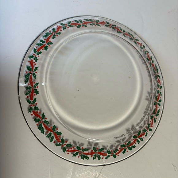 Vtg Christmas Arcoroc Holly Berry red ribbon 8” clear salad plate EUC - Picture 3 of 5